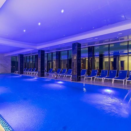 Villa Elena Spa & Resort Boekovel Buitenkant foto